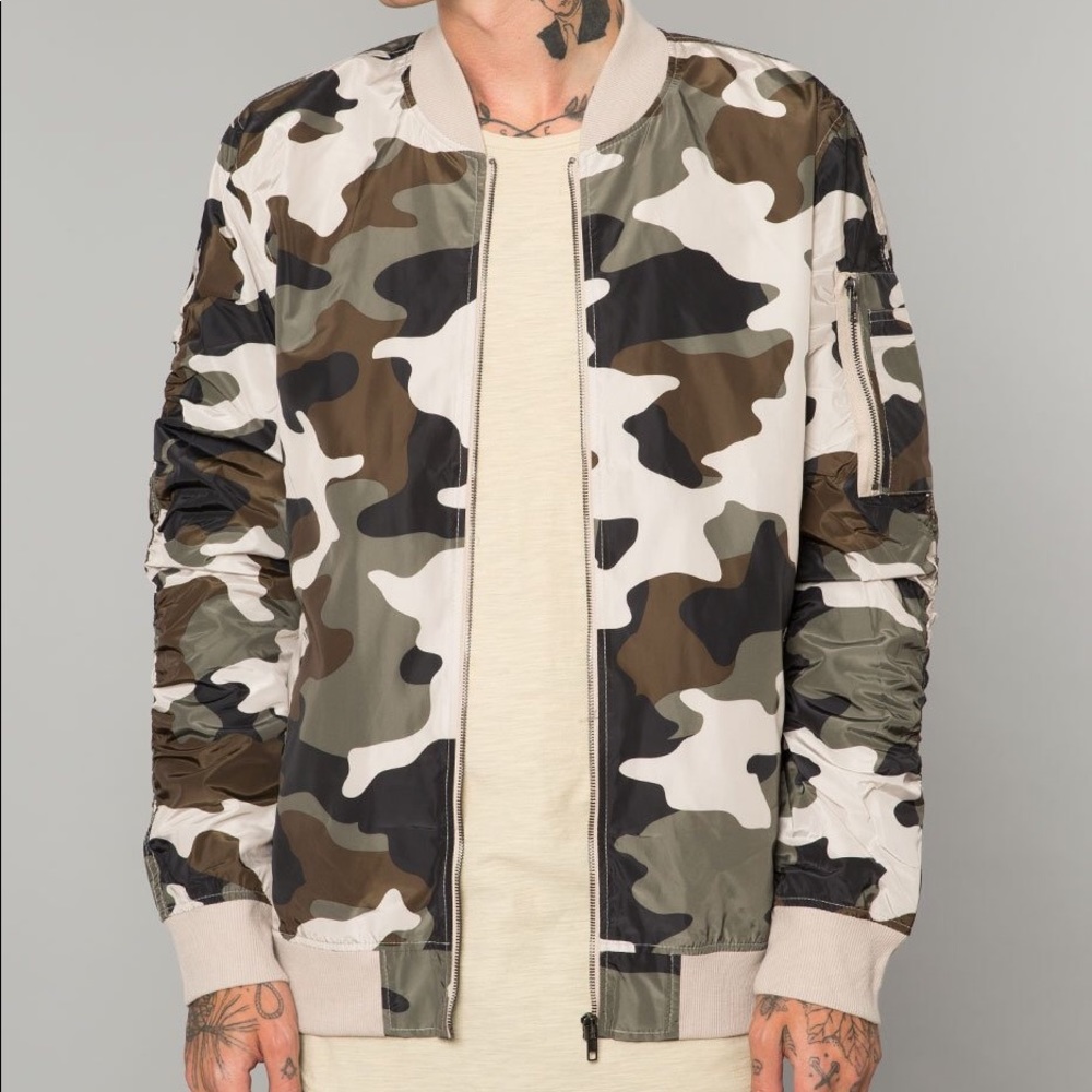 CAMO NYLON BOMBER JACKET